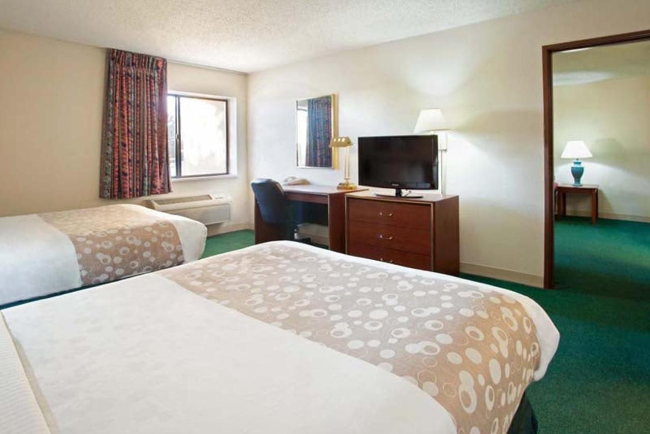 Norwood Inn & Suites Indianapolis East Post Drive Eksteriør bilde